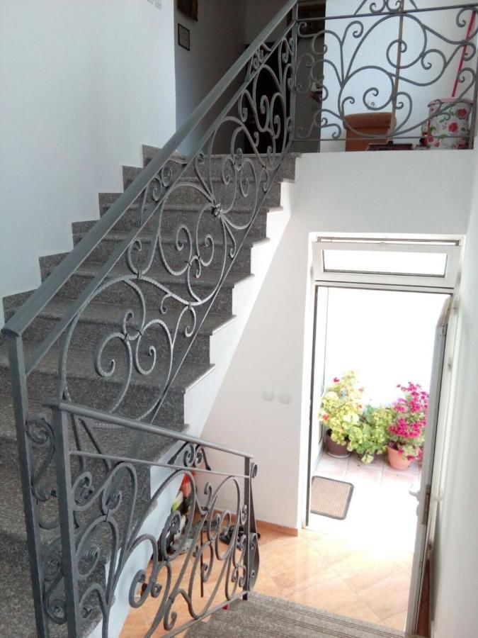 Гостевой дом Kasneci Apartments Улцинь-16