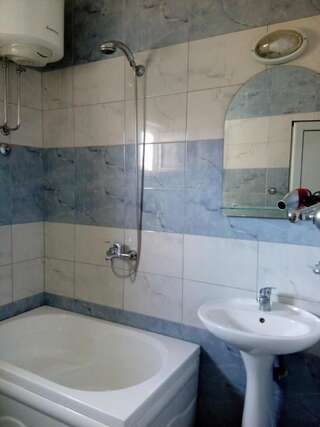 Гостевой дом Kasneci Apartments Улцинь Семейный люкс-21